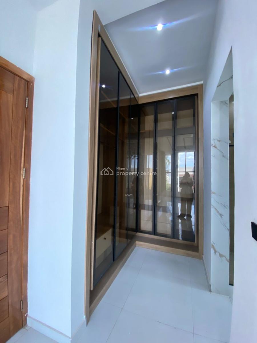 Enormous 5bedroom Duplex with a Bq and a Pool, Ikota, Lekki, Lagos, Detached Duplex for Sale