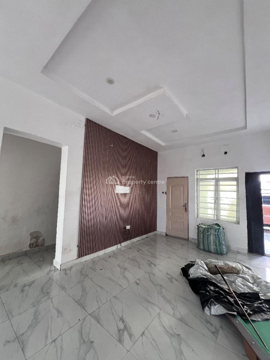 a Well Built 2bedroom, Opposite Hopevill Estate Before Novare Shoprite Ajah, Lekki Phase 2, Lekki, Lagos, Flat / Apartment for Rent
