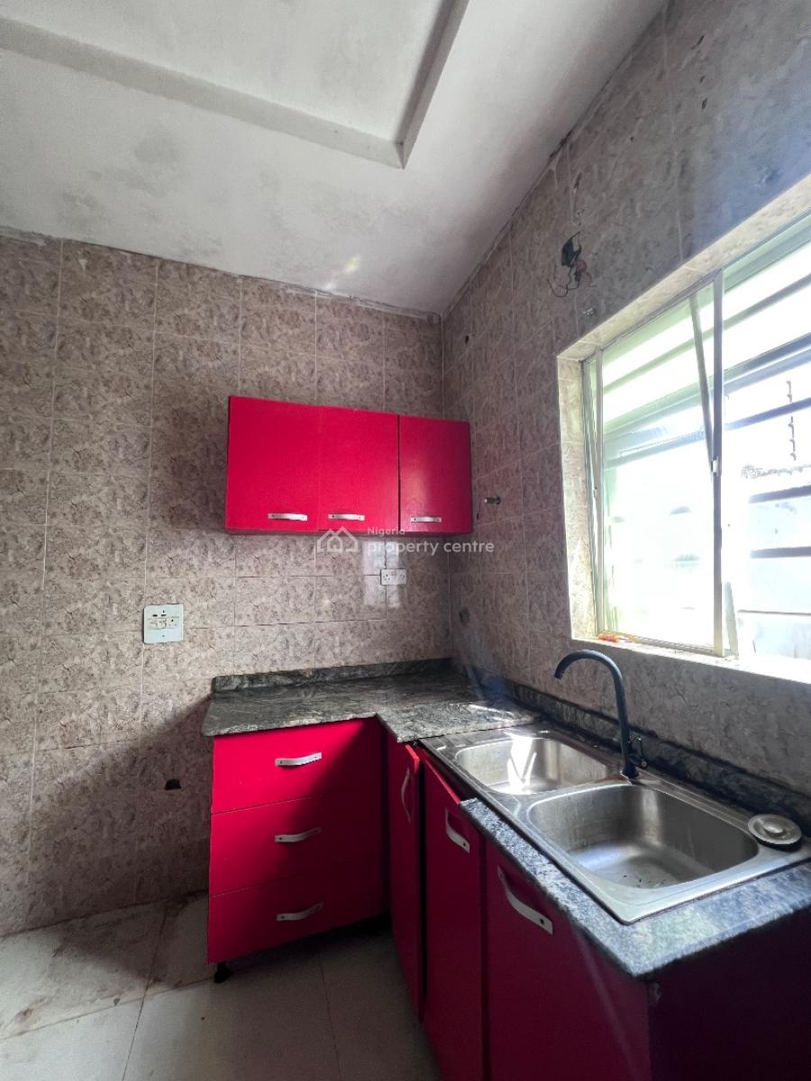 a Well Built 2bedroom, Opposite Hopevill Estate Before Novare Shoprite Ajah, Lekki Phase 2, Lekki, Lagos, Flat / Apartment for Rent