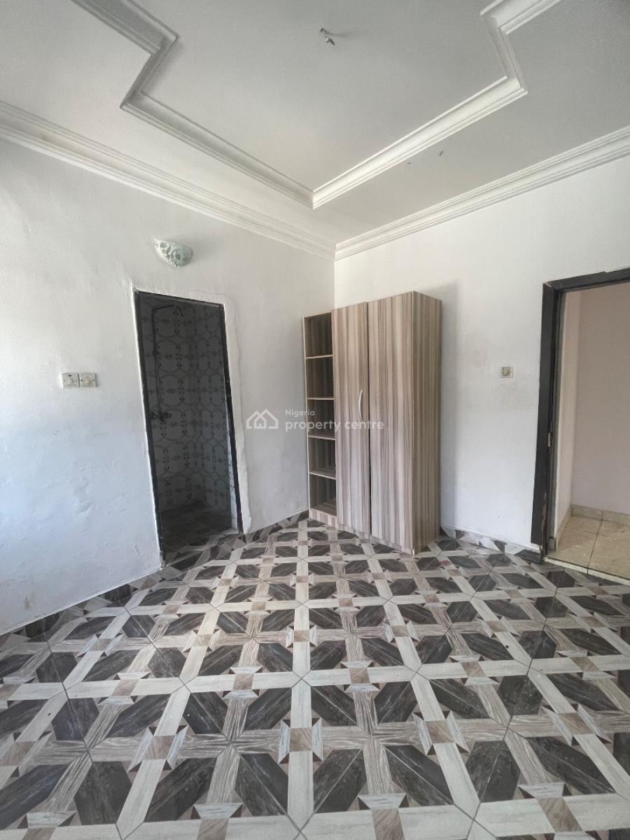 Spacious 3 Bedroom Flat Upstairs, Majek, Dominion, Sangotedo, Ajah, Lagos, Flat / Apartment for Rent