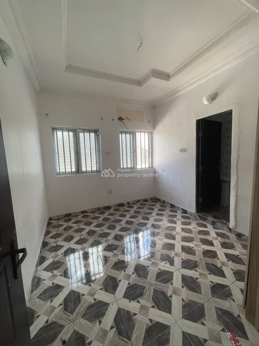 Spacious 3 Bedroom Flat Upstairs, Majek, Dominion, Sangotedo, Ajah, Lagos, Flat / Apartment for Rent