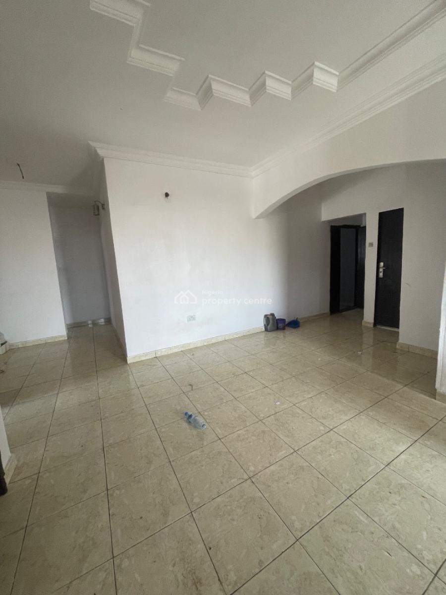 Spacious 3 Bedroom Flat Upstairs, Majek, Dominion, Sangotedo, Ajah, Lagos, Flat / Apartment for Rent