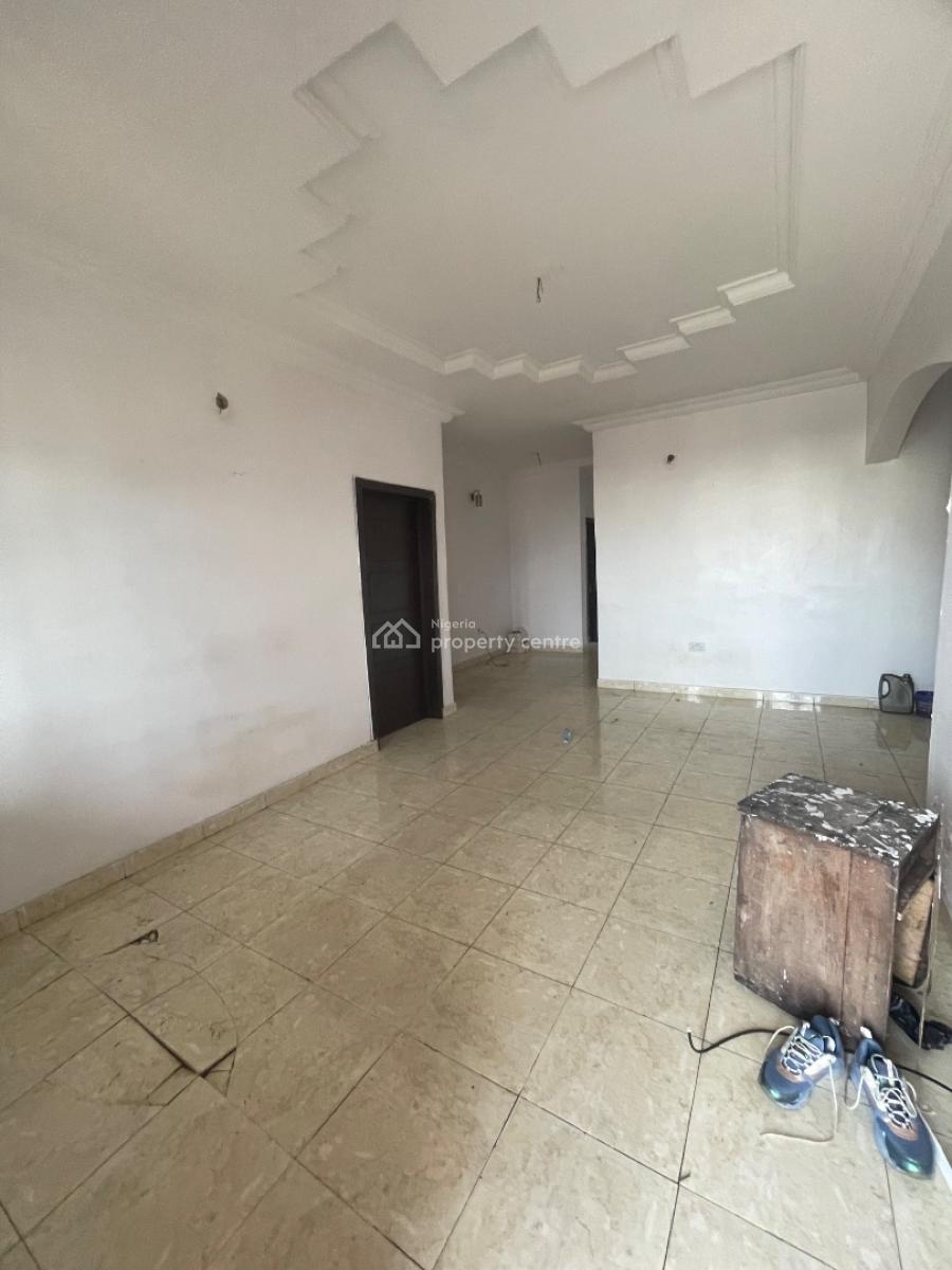 Spacious 3 Bedroom Flat Upstairs, Majek, Dominion, Sangotedo, Ajah, Lagos, Flat / Apartment for Rent