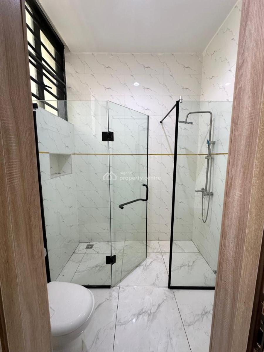 4 Bedroom Terrace Duplex with Bq, Ologolo, Lekki, Lagos, Semi-detached Duplex for Sale
