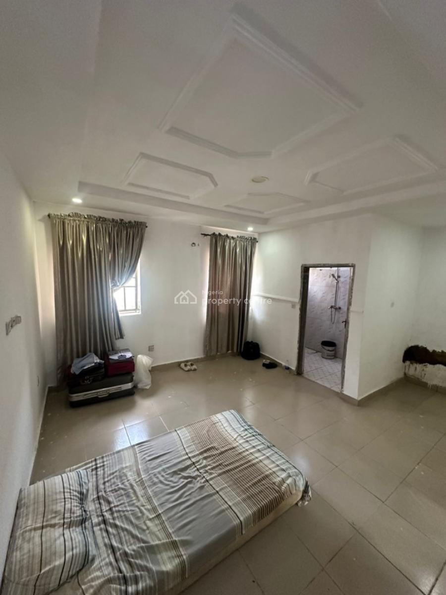 a Spacious Self Contain in a Serene Environment, 3rd Avenue, Gwarinpa, Abuja, Self Contain (single Rooms) for Rent