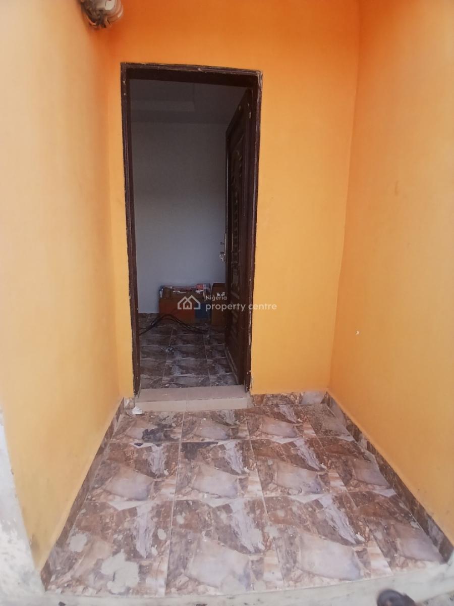 Self Contain, Victory Estate, Ogombo, Ajah, Lagos, Self Contain (single Rooms) for Rent
