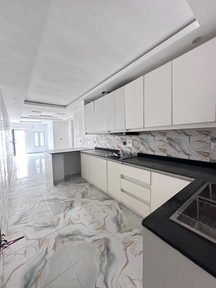 2 Bedroom Apartment, New Road, Lekki, Lagos, Flat / Apartment for Sale