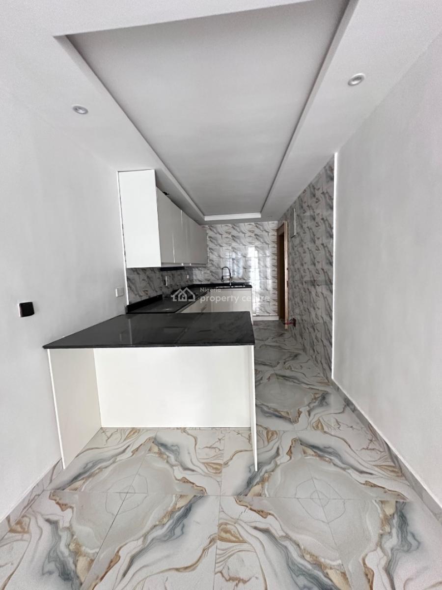2 Bedroom Apartment, New Road, Lekki, Lagos, Flat / Apartment for Sale