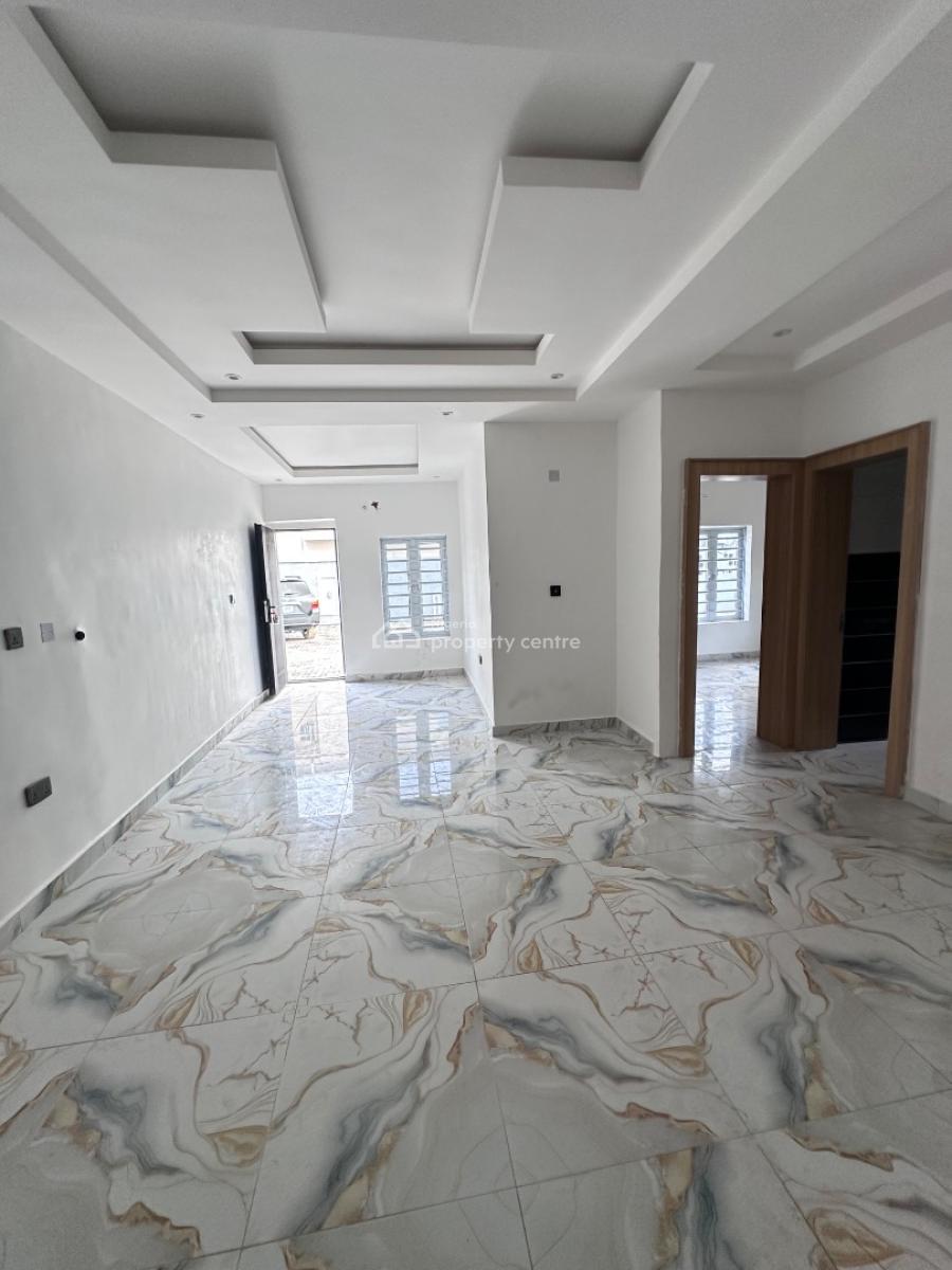 2 Bedroom Apartment, New Road, Lekki, Lagos, Flat / Apartment for Sale
