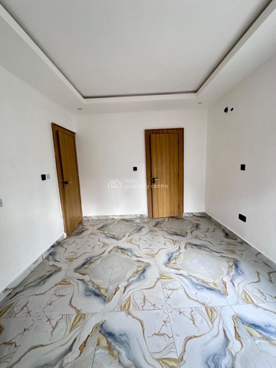 2 Bedroom Apartment, New Road, Lekki, Lagos, Flat / Apartment for Sale