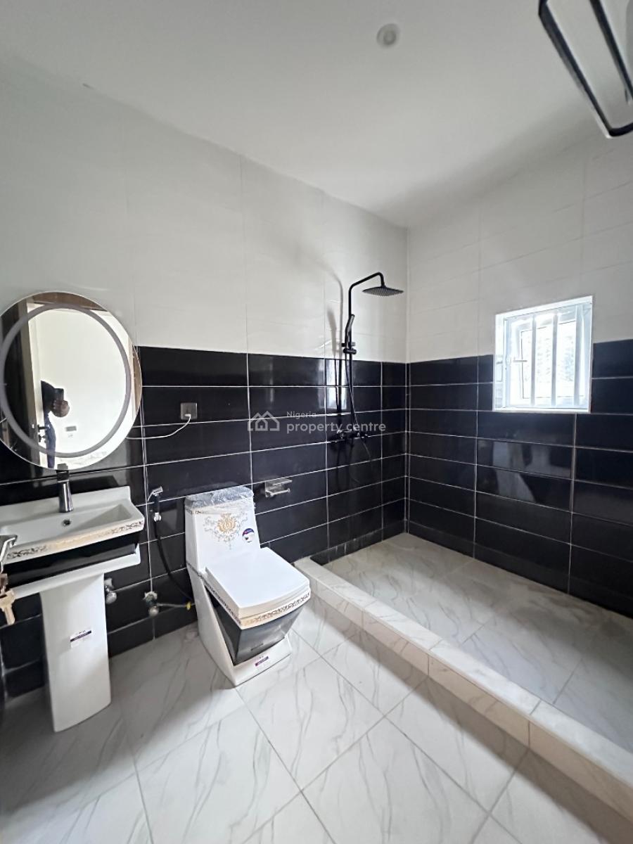 2 Bedroom Apartment, New Road, Lekki, Lagos, Flat / Apartment for Sale