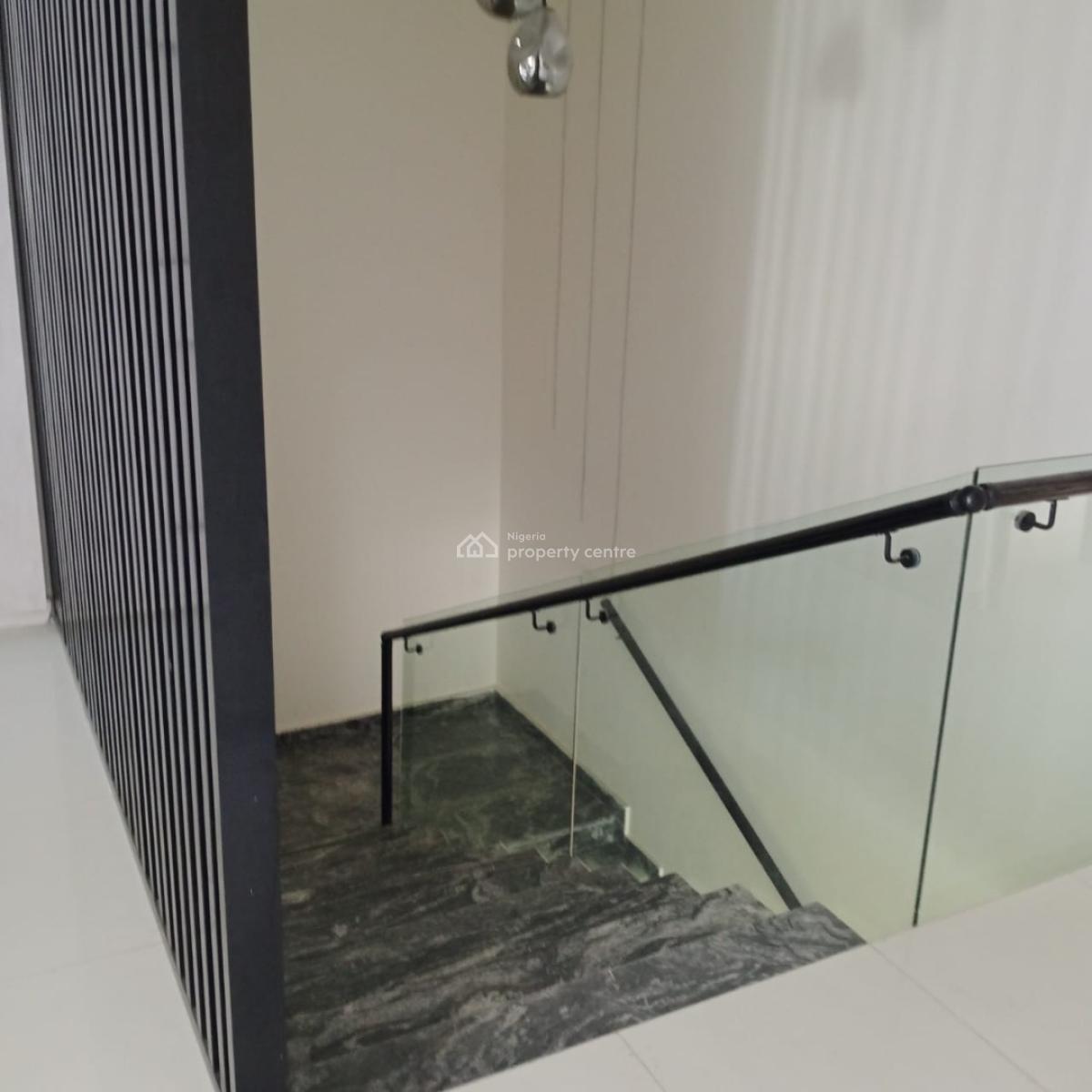 Exquisite 4-bedroom Maisonette with Bq, Ikoyi, Lagos, Flat / Apartment for Sale