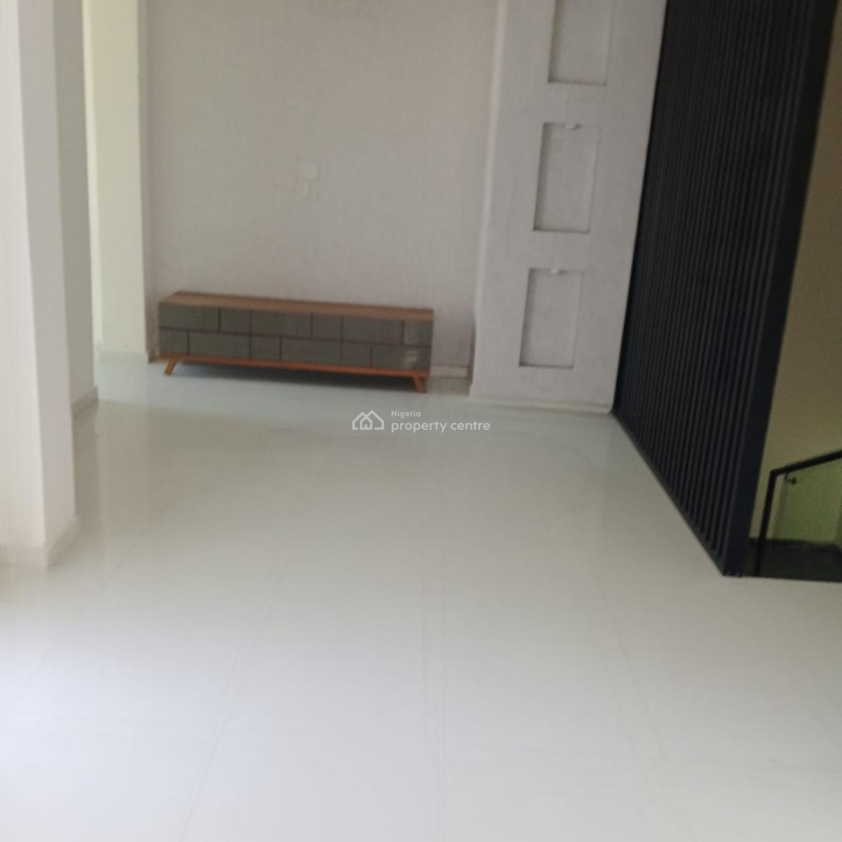 Exquisite 4-bedroom Maisonette with Bq, Ikoyi, Lagos, Flat / Apartment for Sale