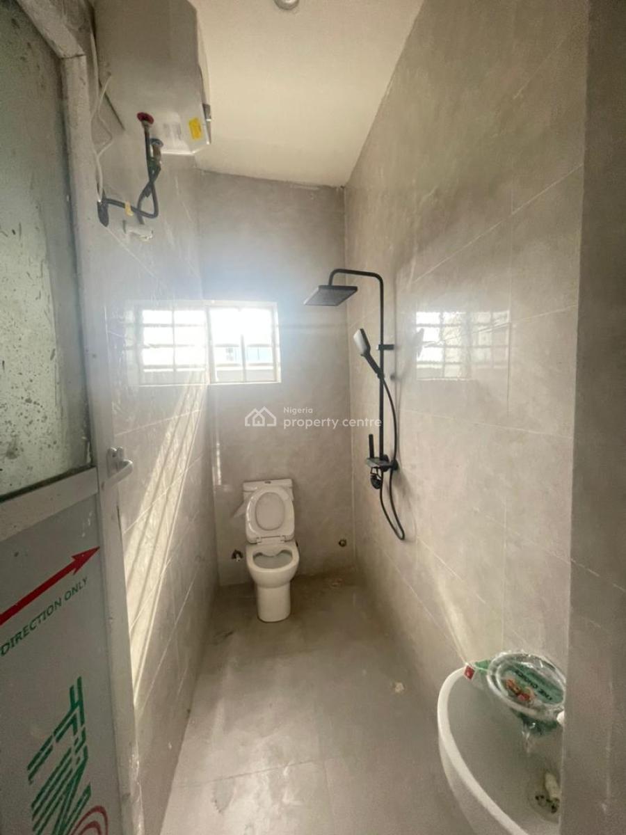 2 Bedroom Apartment Ground Floor, Ologolo, Lekki, Lagos, Flat / Apartment for Rent