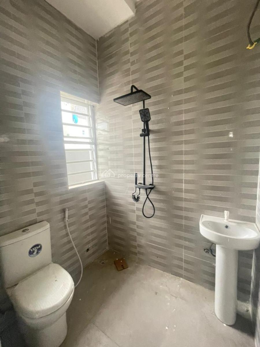 2 Bedroom Apartment Ground Floor, Ologolo, Lekki, Lagos, Flat / Apartment for Rent