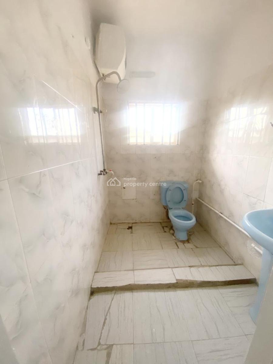 a Well Maintained 2 Bedroom Apartment, Opic, Isheri North, Lagos, Flat / Apartment for Rent