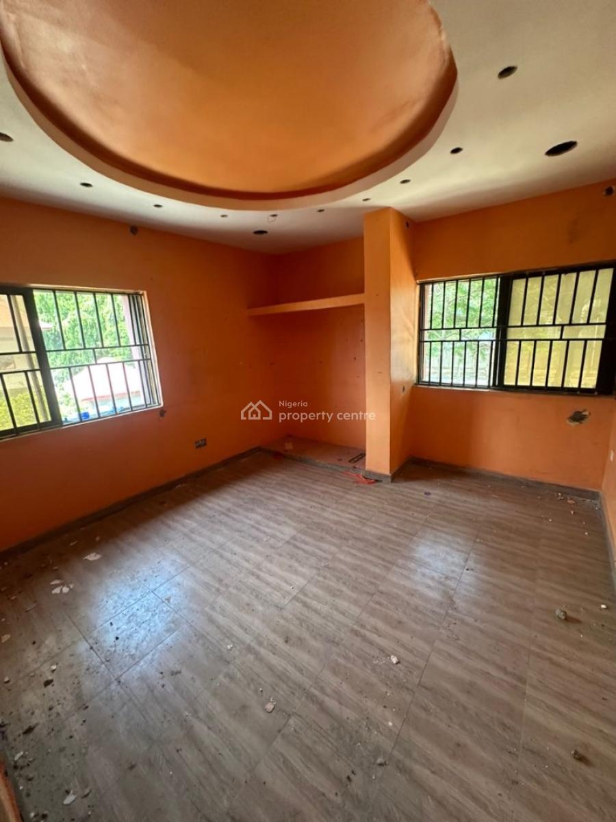 Two Bedroom Apartment in a Good Neighborhood, Off Aminu Kano Crescent, Wuse 2, Abuja, Flat / Apartment for Rent