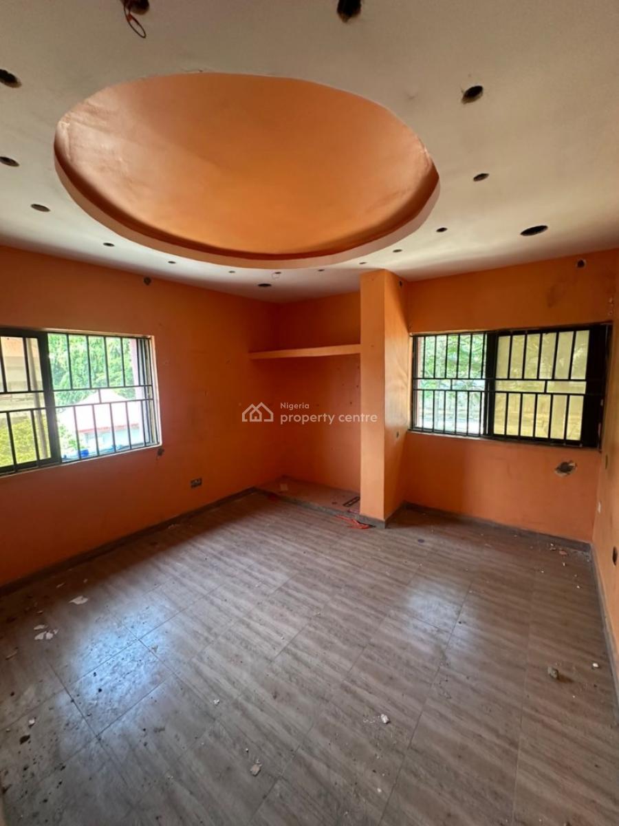 Two Bedroom Apartment in a Good Neighborhood, Off Aminu Kano Crescent, Wuse 2, Abuja, Flat / Apartment for Rent