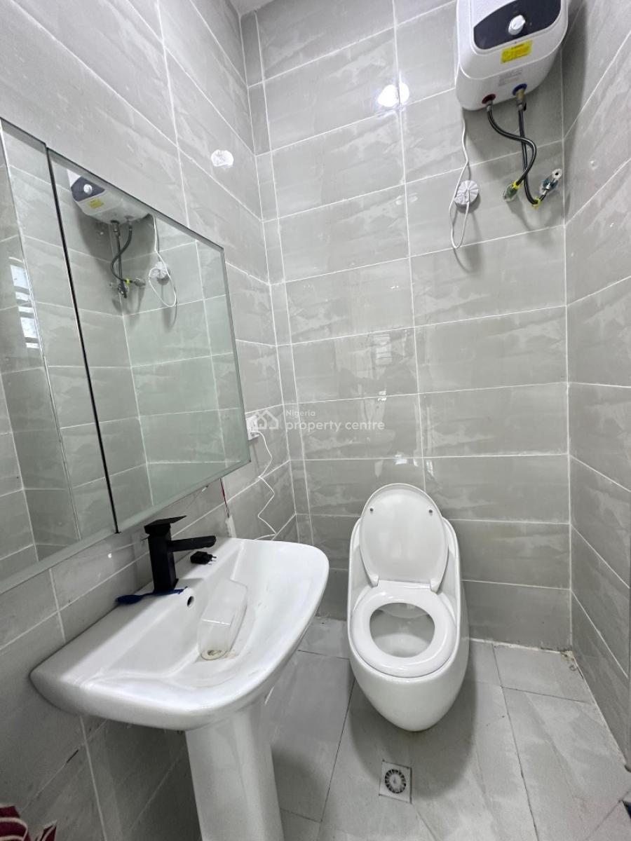 Fully Serviced 3bedroom Apartment (ground Floor Available), Lekki Phase One ,lekki ,lagos ,nigeria, Lekki Phase 1, Lekki, Lagos, Flat / Apartment for Rent