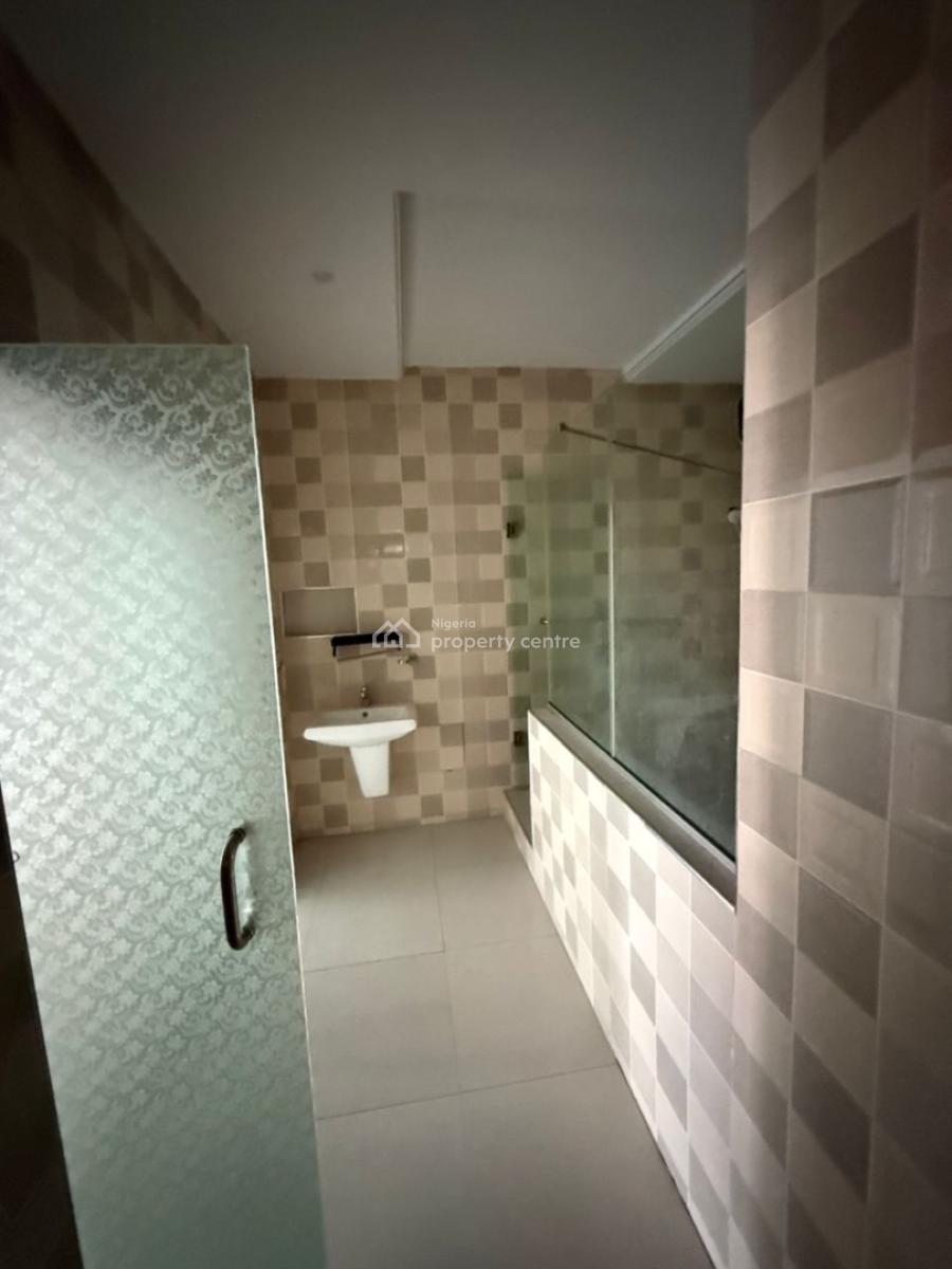 2 Units of 4 and 5 Bedrooms Fully Detached Duplex with a Rooftop, Lekki Phase 1, Lekki, Lagos, Detached Duplex for Rent