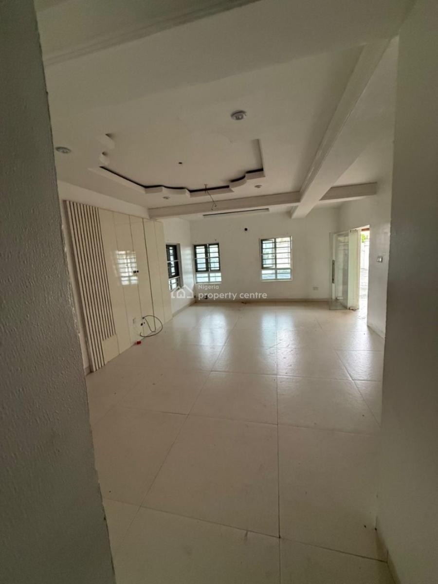 2 Units of 4 and 5 Bedrooms Fully Detached Duplex with a Rooftop, Lekki Phase 1, Lekki, Lagos, Detached Duplex for Rent