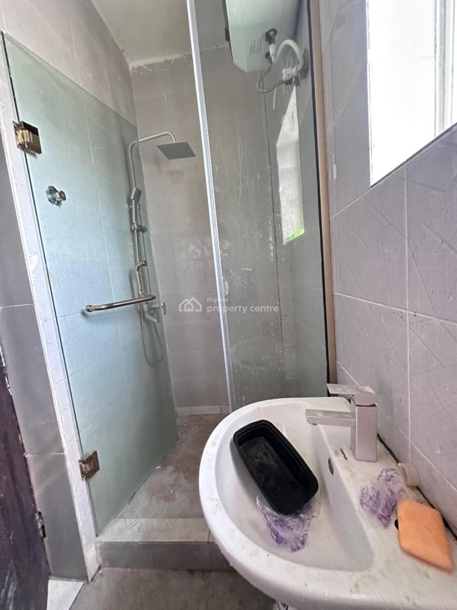 Fully Serviced 2bedroom Apartment (second Floor &third Floor Availabl), New Road ,chevron,lekki,lagos ,nigeria, Lekki, Lagos, Flat / Apartment for Rent