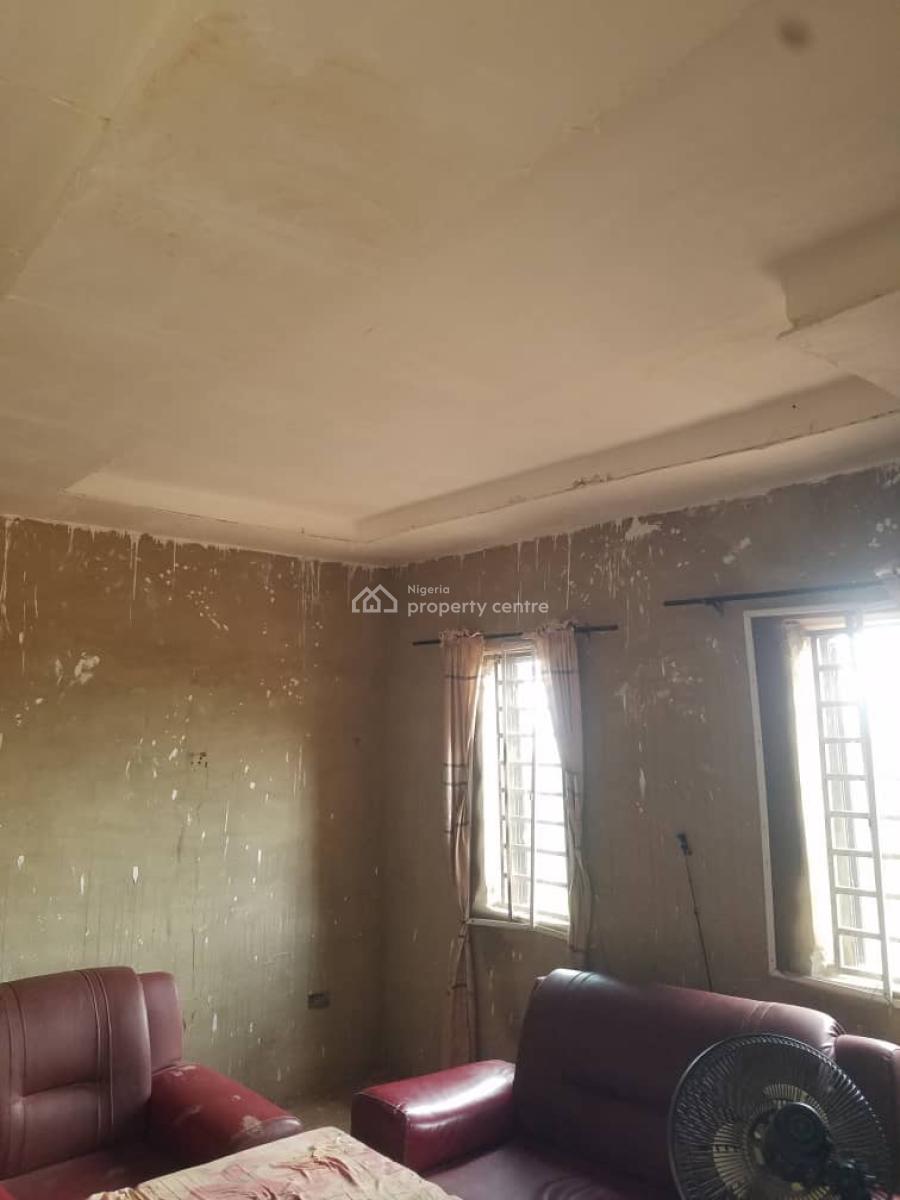 2 Bedroom Flat All Rooms Ensuite, Ebenezers School, First Power Line Oleguneru Road, Eleyele, Ibadan, Oyo, Block of Flats for Sale