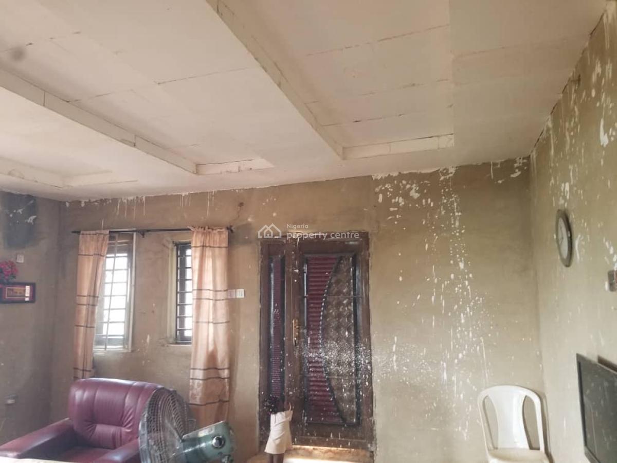 2 Bedroom Flat All Rooms Ensuite, Ebenezers School, First Power Line Oleguneru Road, Eleyele, Ibadan, Oyo, Block of Flats for Sale