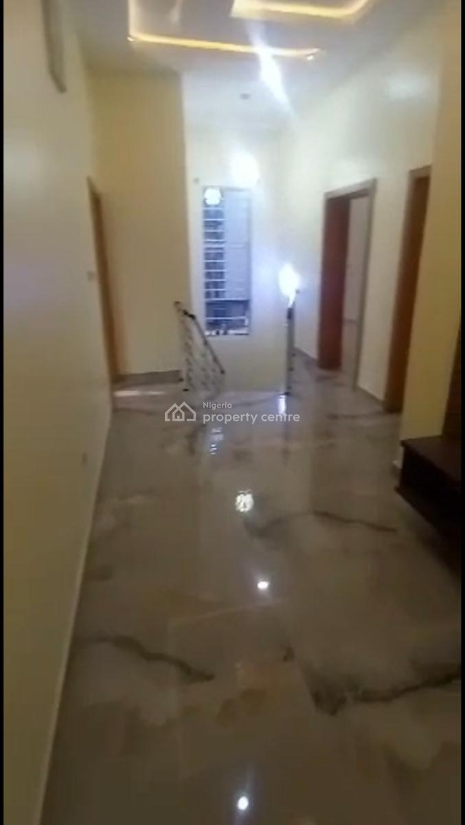Well Finished 4/ Bedroom Duplex with Bq/ Inverter +gen, Bers Estate Chevron Drive, Lekki, Lagos, Detached Duplex for Sale