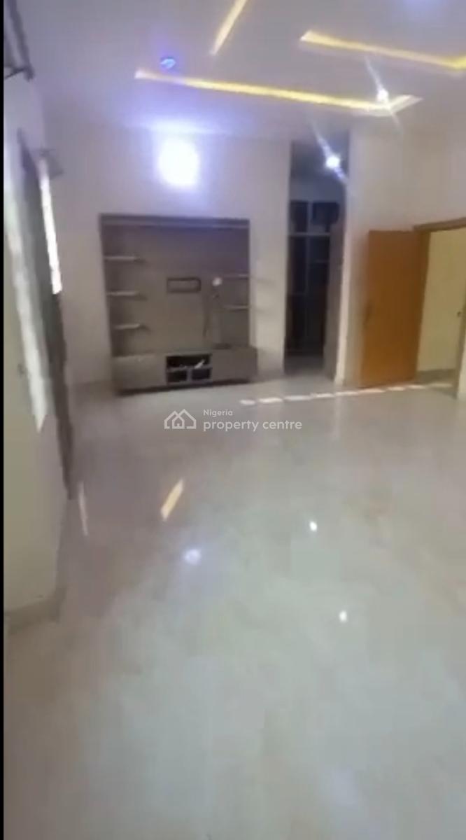 Well Finished 4/ Bedroom Duplex with Bq/ Inverter +gen, Bers Estate Chevron Drive, Lekki, Lagos, Detached Duplex for Sale