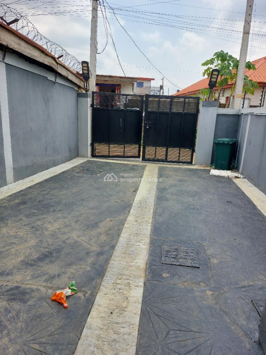 4 Bedroom Semi Detached Duplex with a Bq, Gra Phase 1, Magodo, Lagos, Semi-detached Duplex for Sale