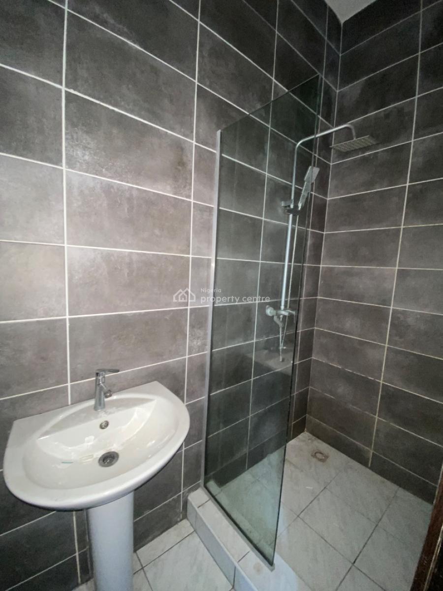 Luxury Serviced Sharp 2 Bedroom Flat for, 24 Power Supply, Eleganza , Toll Gate , Lekki Lagos, Lekki, Lagos, Flat / Apartment for Rent