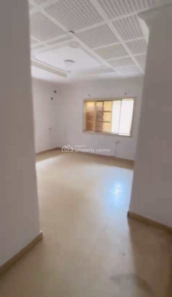 Very Spacious 2bedroom Available, Ologolo, Lekki, Lagos, Flat / Apartment for Rent