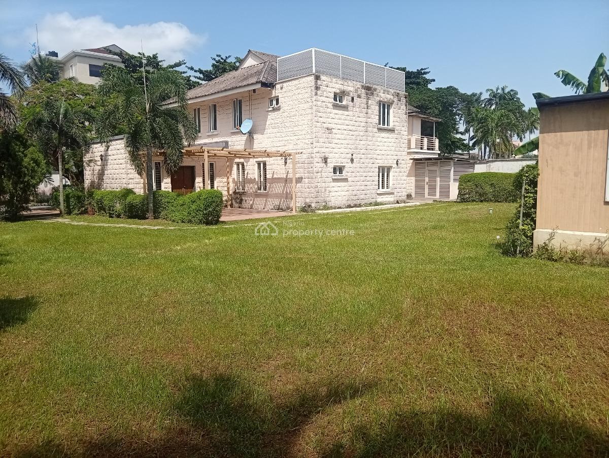 3 Bedroom Mansion on 1,200 Sqm with Garden, Ikoyi, Lagos, Detached Duplex for Rent