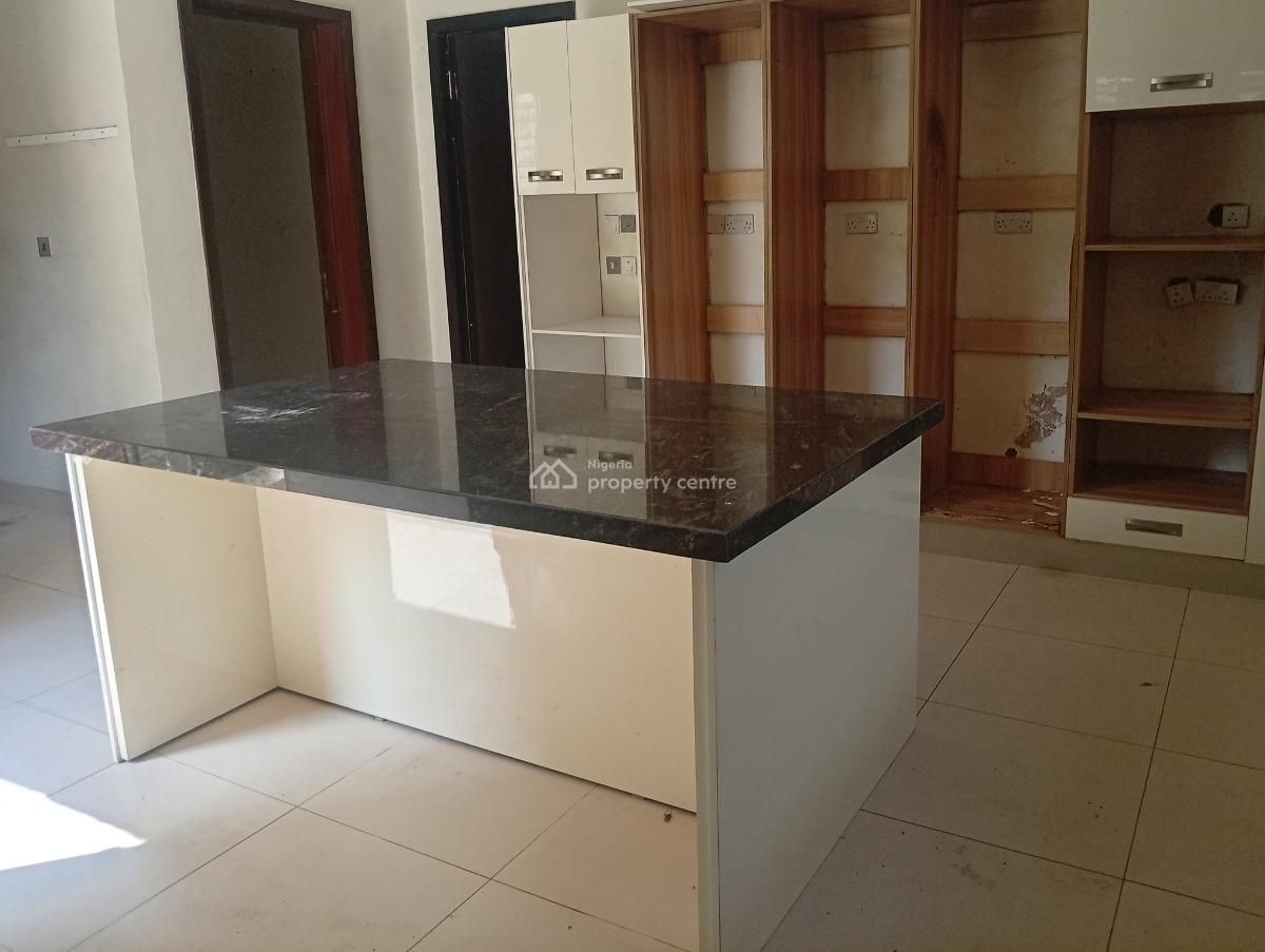 3 Bedroom Mansion on 1,200 Sqm with Garden, Ikoyi, Lagos, Detached Duplex for Rent