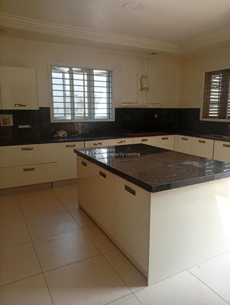 3 Bedroom Mansion on 1,200 Sqm with Garden, Ikoyi, Lagos, Detached Duplex for Rent