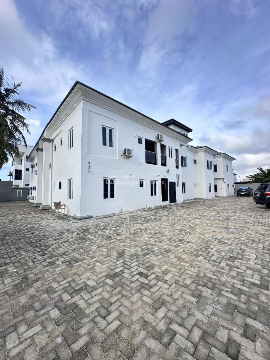 Neatly Finished 2bedroom Apartment in New Road ,lekki, New Road ,lekki ,lagos ,nigeria, Lekki, Lagos, Flat / Apartment for Sale