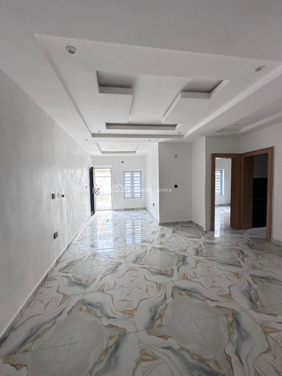 Neatly Finished 2bedroom Apartment in New Road ,lekki, New Road ,lekki ,lagos ,nigeria, Lekki, Lagos, Flat / Apartment for Sale