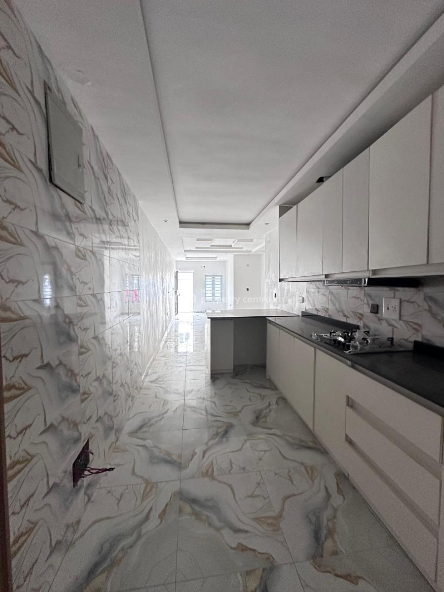 Neatly Finished 2bedroom Apartment in New Road ,lekki, New Road ,lekki ,lagos ,nigeria, Lekki, Lagos, Flat / Apartment for Sale