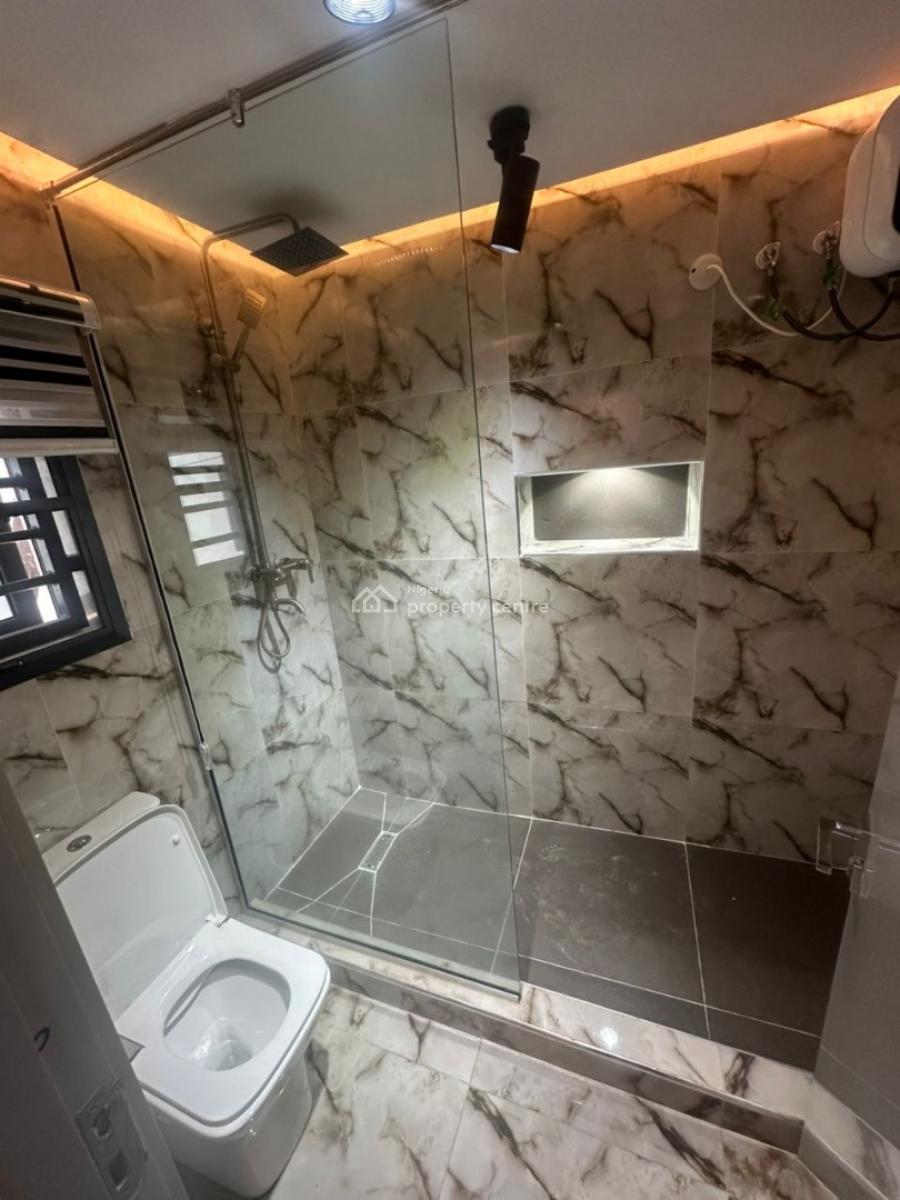 Luxury 5 Bedroom Semi Detached House  with Room Bq, Lekki Phase 1, Lekki, Lagos, Semi-detached Duplex for Rent
