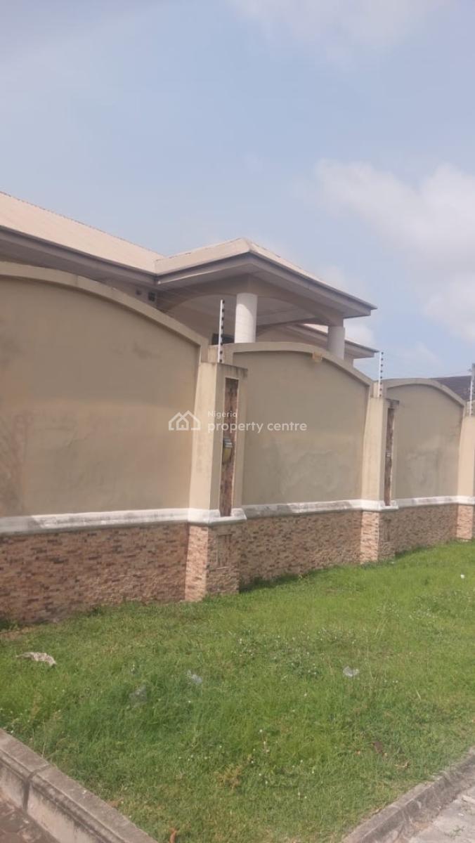 700sqm Corner Piece  Land with a Structure, Fola Osibo, Lekki Phase 1, Lekki, Lagos, Industrial Land for Sale