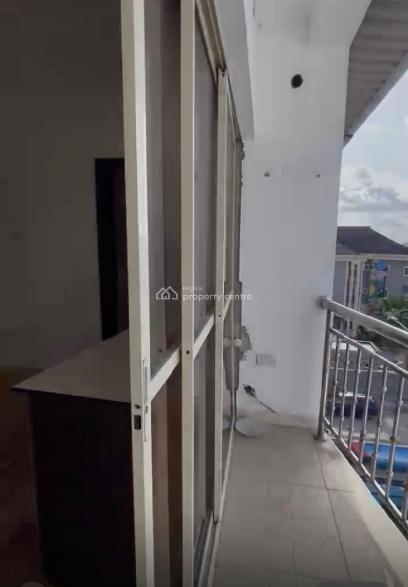 Beautiful Miniflat with an Open Plan Kitchen, Balcony, Swimming Pool, Osapa, Lekki, Lagos, Mini Flat (room and Parlour) for Rent