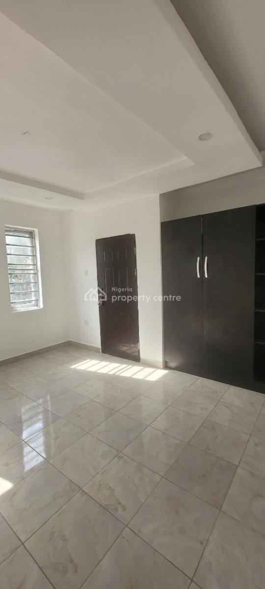 Newly Renovation 3 Bedroom Flat, Sangotedo, Ajah, Lagos, Flat / Apartment for Rent