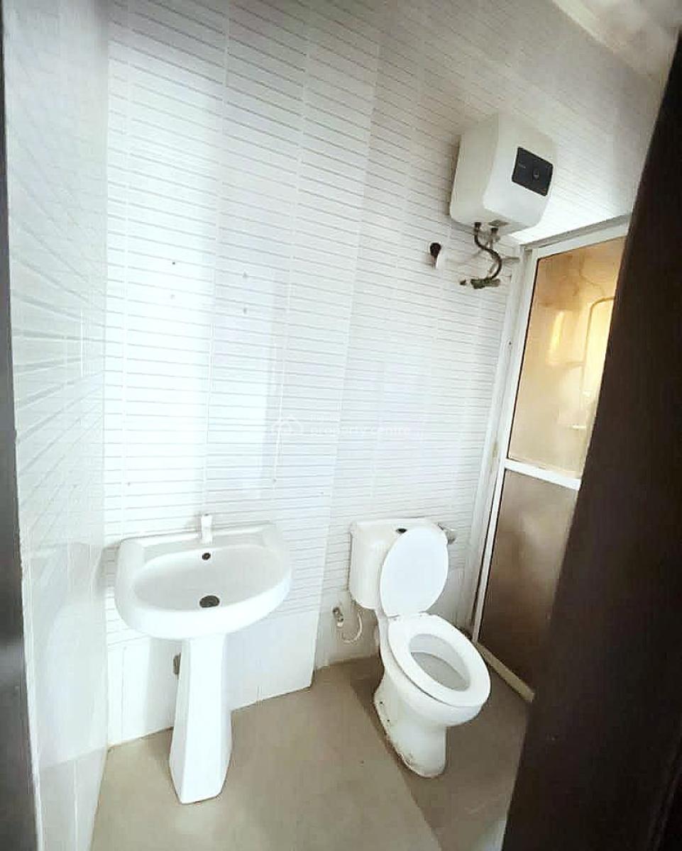 Lovely 3 Bedroom Apartment, Chevron, Lekki, Lagos, Flat / Apartment for Sale
