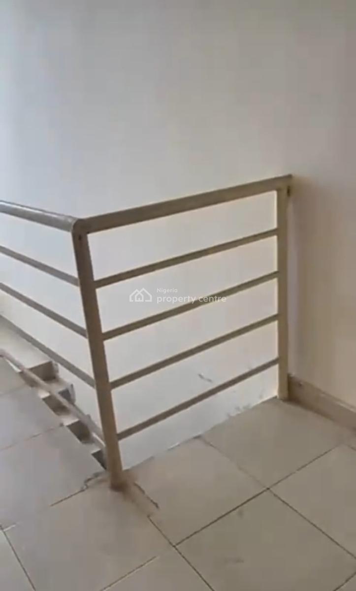 Spacious Upstairs Bedroom Inside a Shared Apartment { Video}, Badore, Ajah, Lagos, Self Contain (single Rooms) for Rent