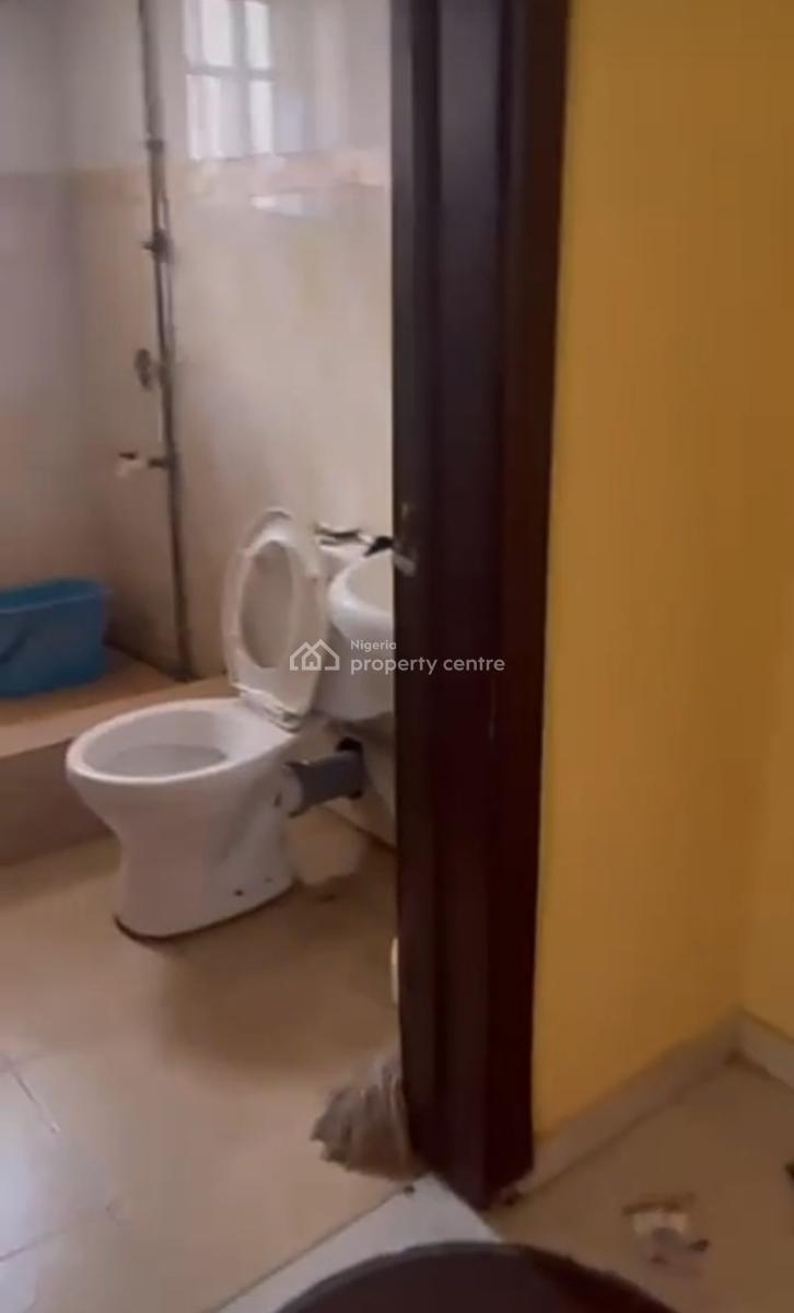 Spacious Upstairs Bedroom Inside a Shared Apartment { Video}, Badore, Ajah, Lagos, Self Contain (single Rooms) for Rent