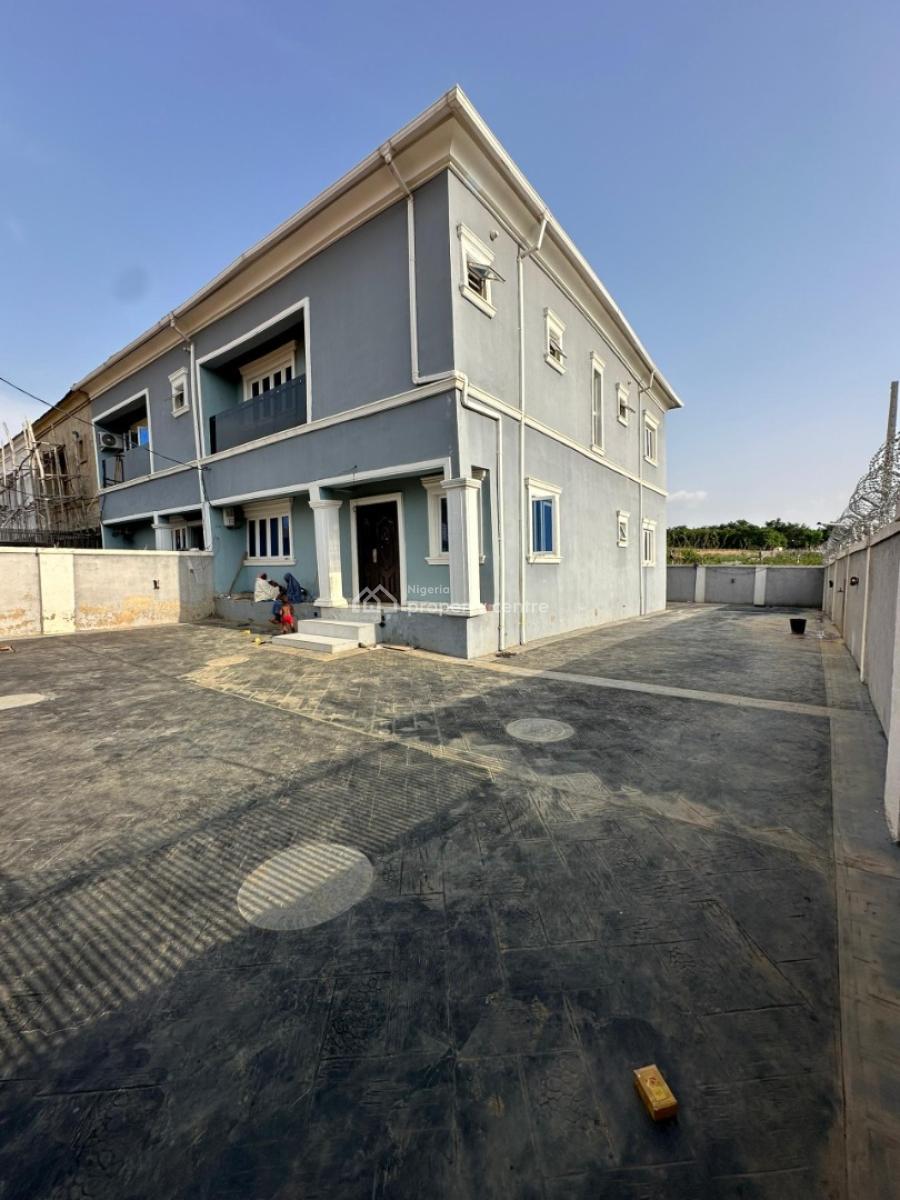 Well Finished 4 Bedroom Semi Detached Duplex, Gwarinpa Extension, Gwarinpa, Abuja, Semi-detached Duplex for Rent
