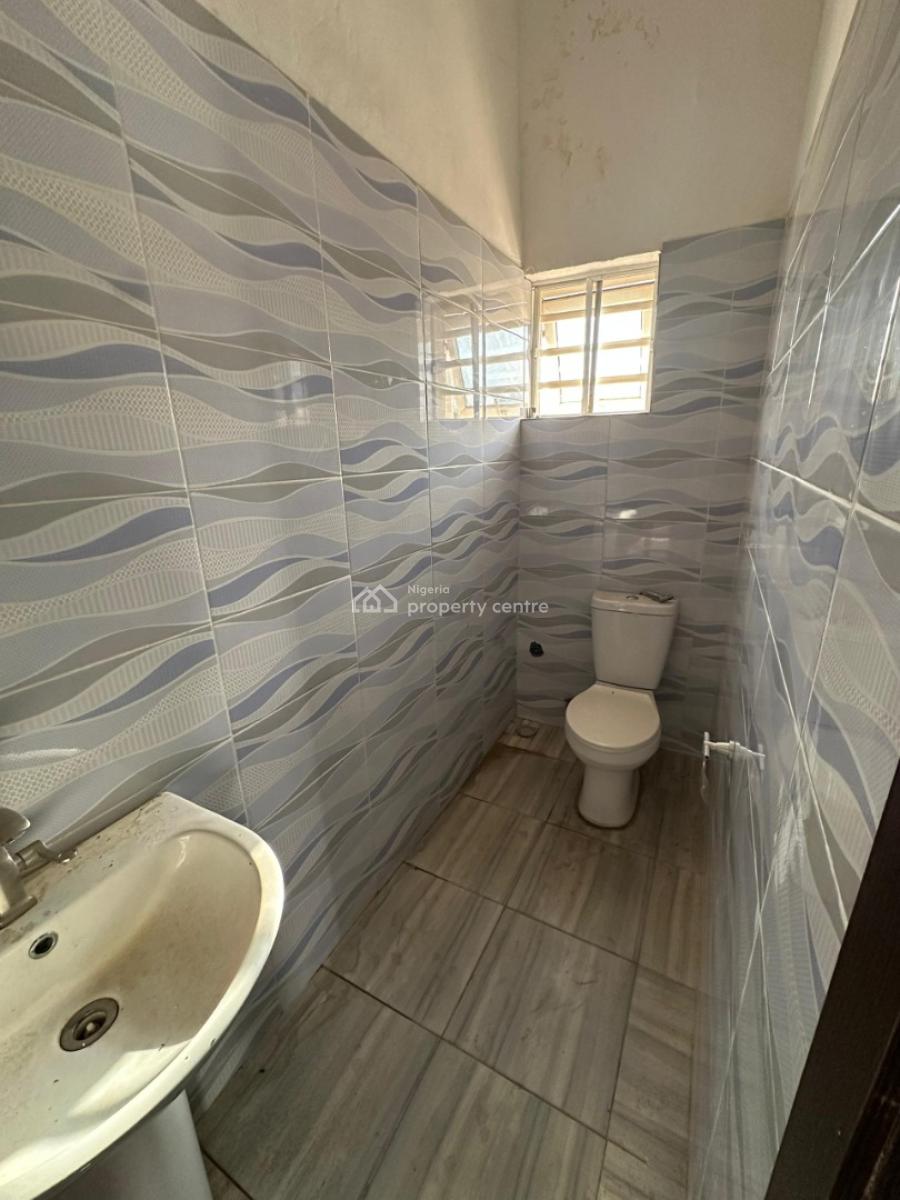 Well Finished 4 Bedroom Semi Detached Duplex, Gwarinpa Extension, Gwarinpa, Abuja, Semi-detached Duplex for Rent