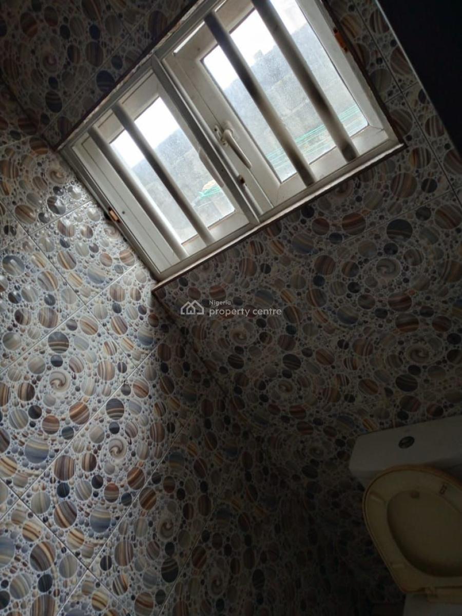 One Room Bq, John Okeafor St., Agungi, Lekki, Lagos, Self Contain (single Rooms) for Rent