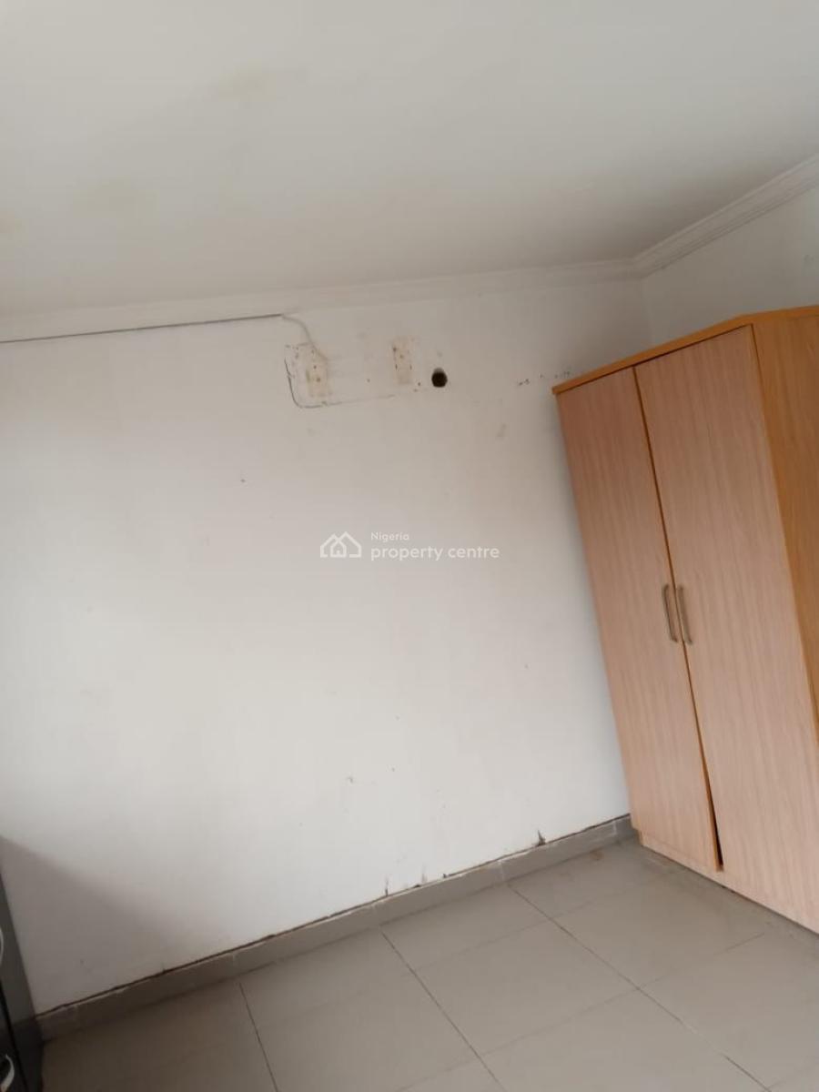 One Room Bq, John Okeafor St., Agungi, Lekki, Lagos, Self Contain (single Rooms) for Rent